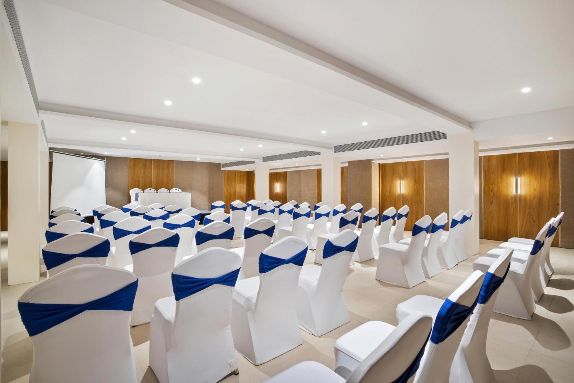 De Mandarin Hotel Goa 坎多林 外观 照片