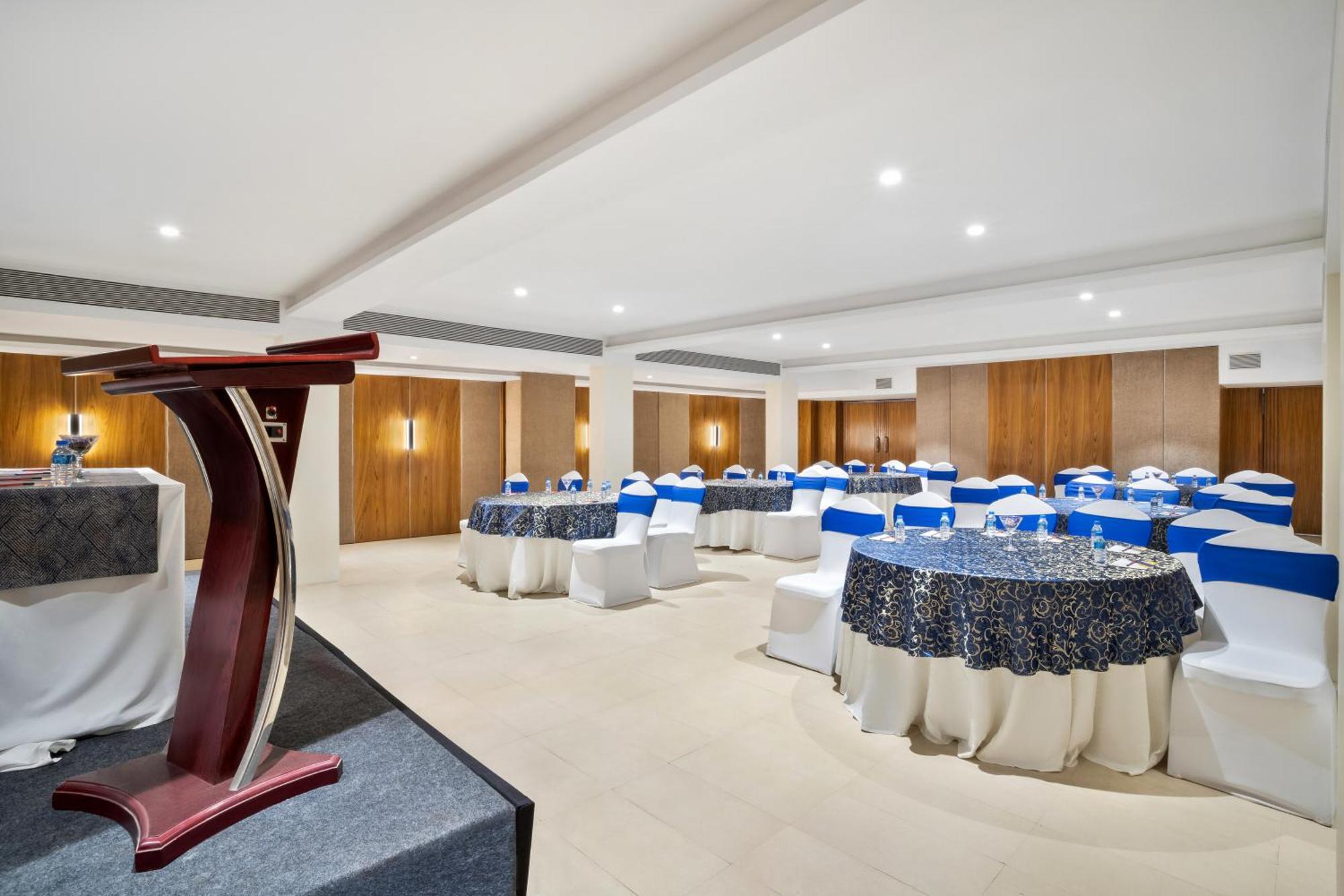 De Mandarin Hotel Goa 坎多林 外观 照片